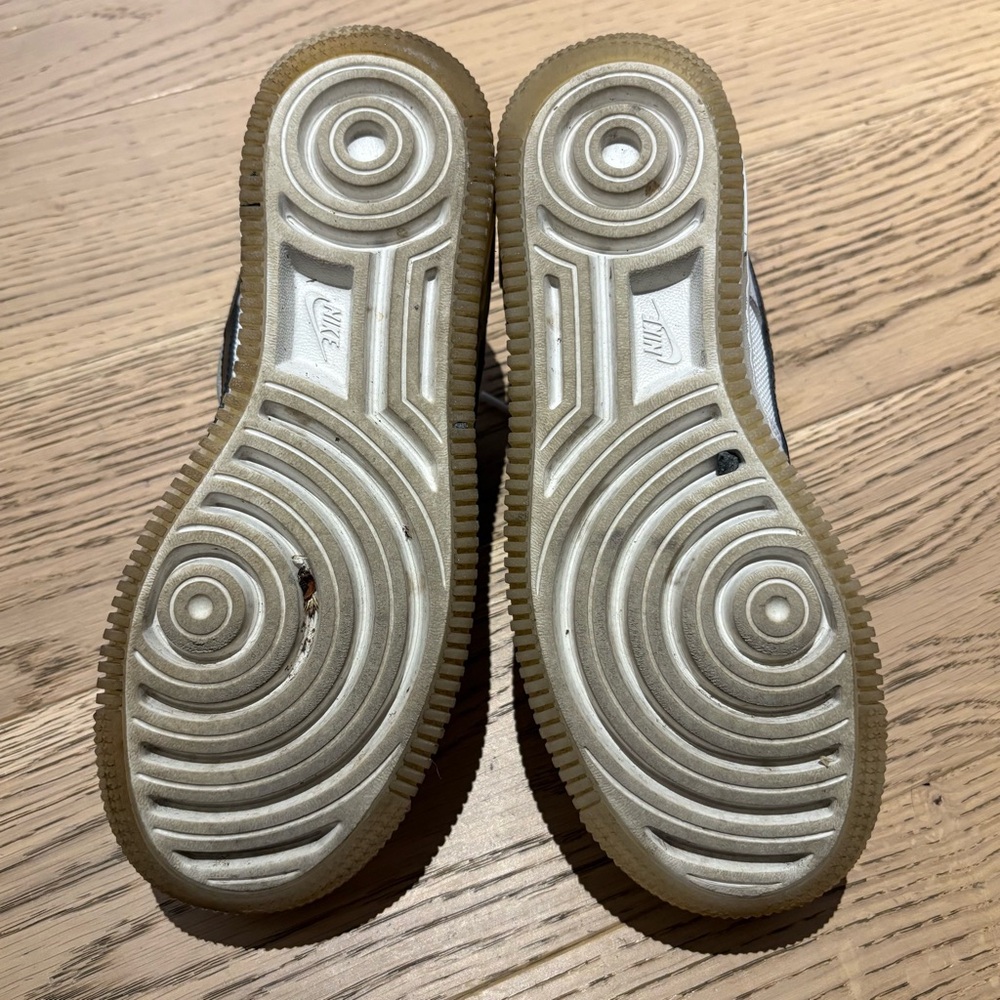 Nike Air Force 1 Shadow Smile Sneakers - 7.5 - Picture 16 of 16